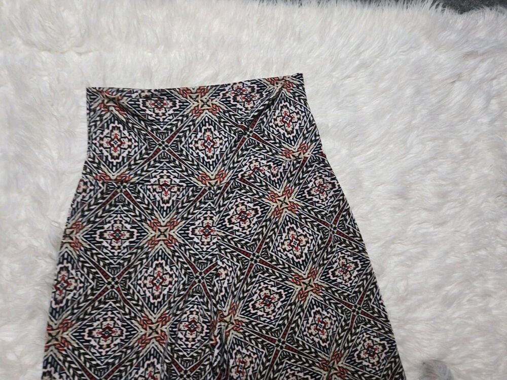 Roz &  Palazzo Geometric Print Stretch Wide-Leg Pull-On Pants Size Medium - Picture 3 of 7